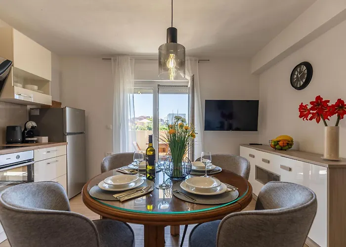 Klanac No 2 Apartment *