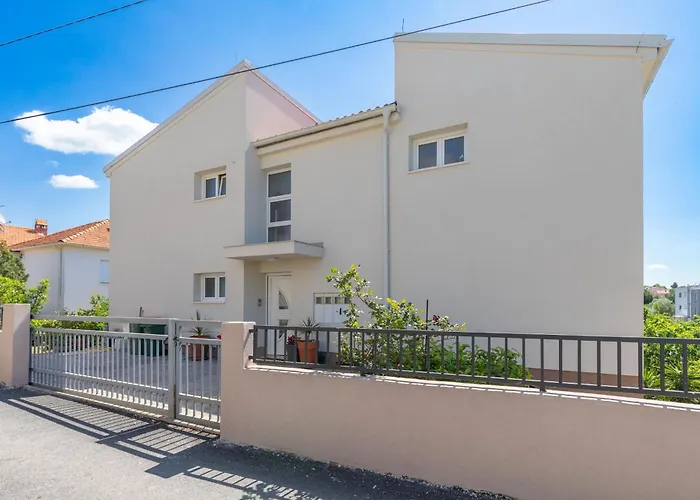 Klanac No 2 Apartment